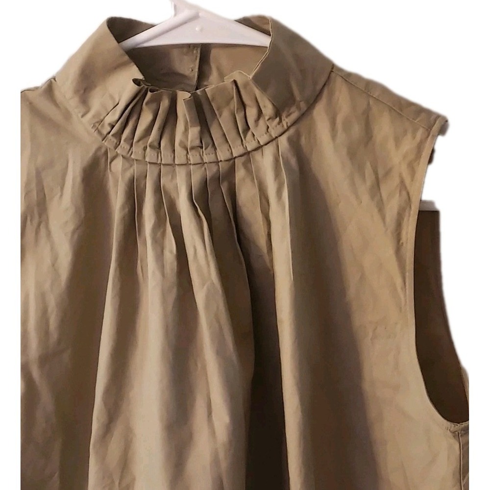 Banana Republic Sleeveless Career Blouse Womens X Small Modest pleated neck - Picture 2 of 5